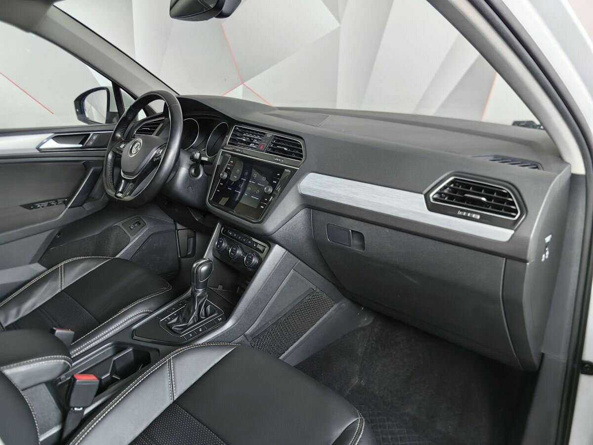 Купить Volkswagen Tiguan, 2018, 133 225 км, фото №9