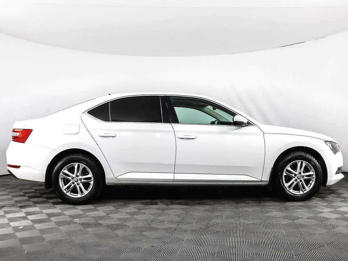 Купить Skoda Superb, 2016, 113 960 км, фото №4