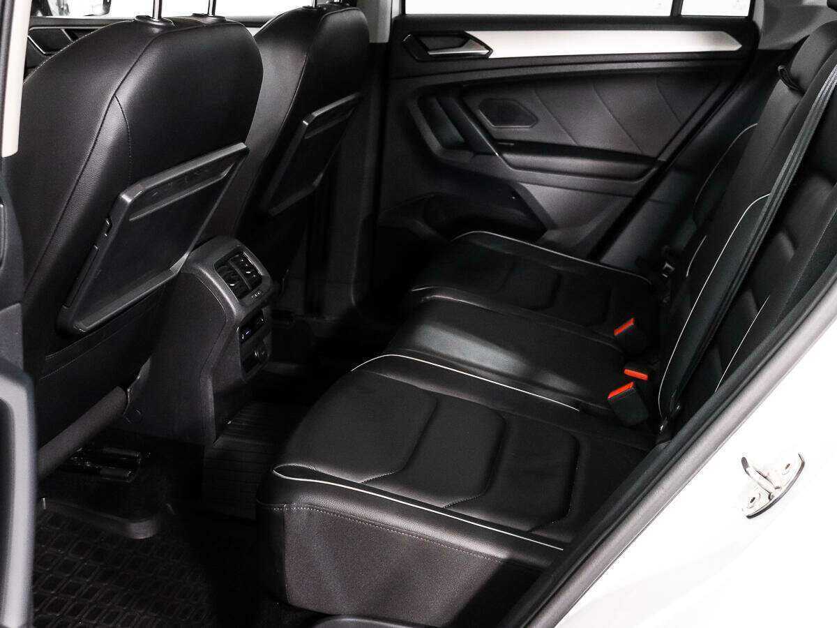 Купить Volkswagen Tiguan, 2017, 87 048 км, фото №12