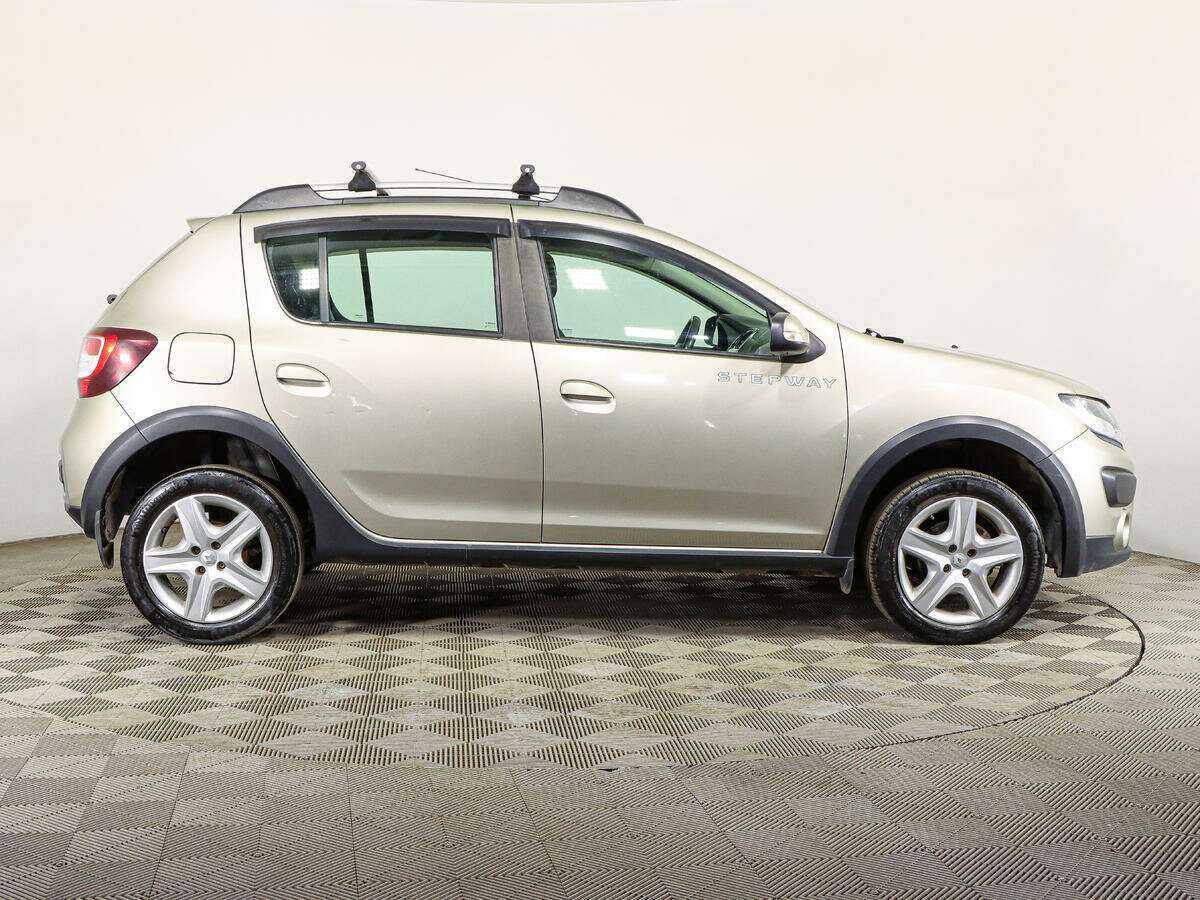 Купить Renault Sandero Stepway, 2018, 64 143 км, фото №4