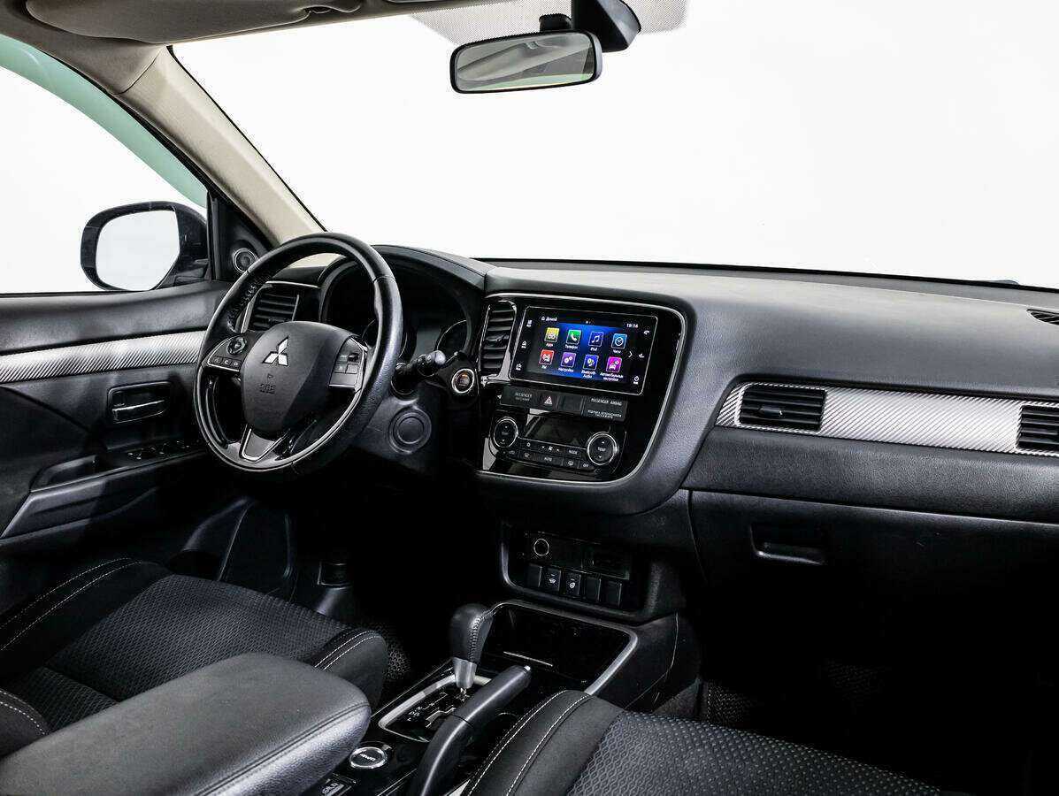 Купить Mitsubishi Outlander, 2018, 135 355 км, фото №9