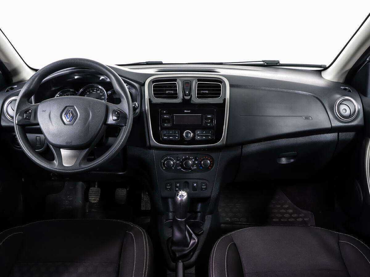 Купить Renault Logan, 2017, 83 940 км, фото №10