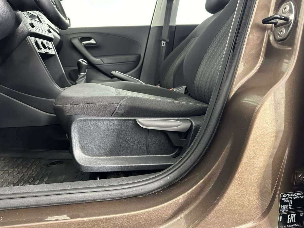 Купить Volkswagen Polo, 2016, 94 342 км, фото №10