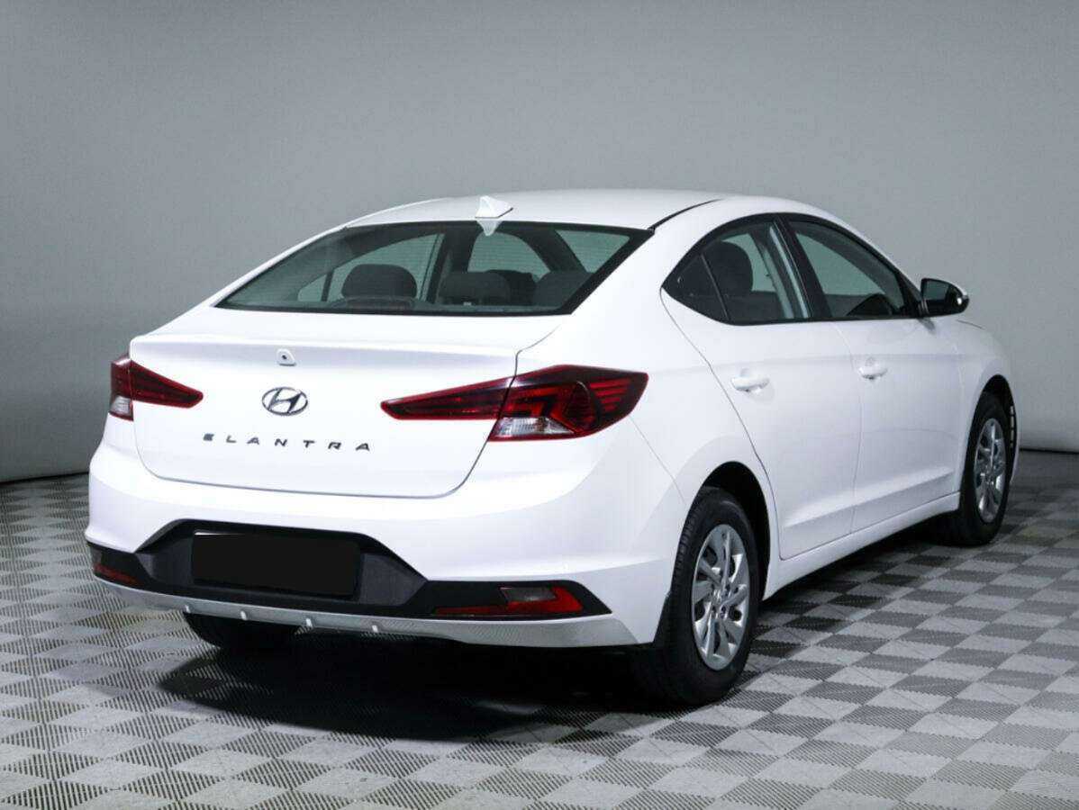 Купить Hyundai Elantra, 2020, 42 303 км, фото №4