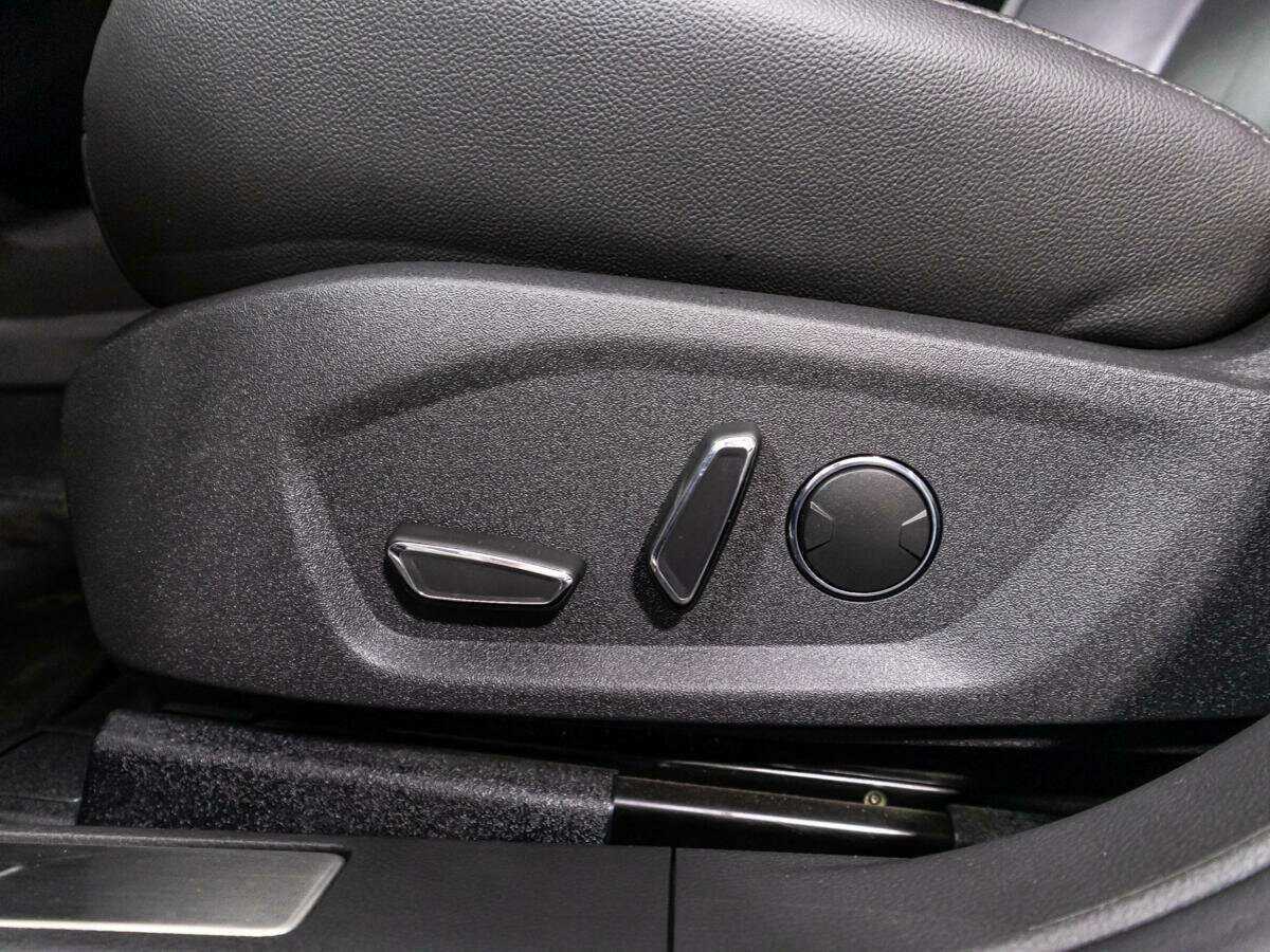 Купить Ford Mondeo, 2017, 100 945 км, фото №15