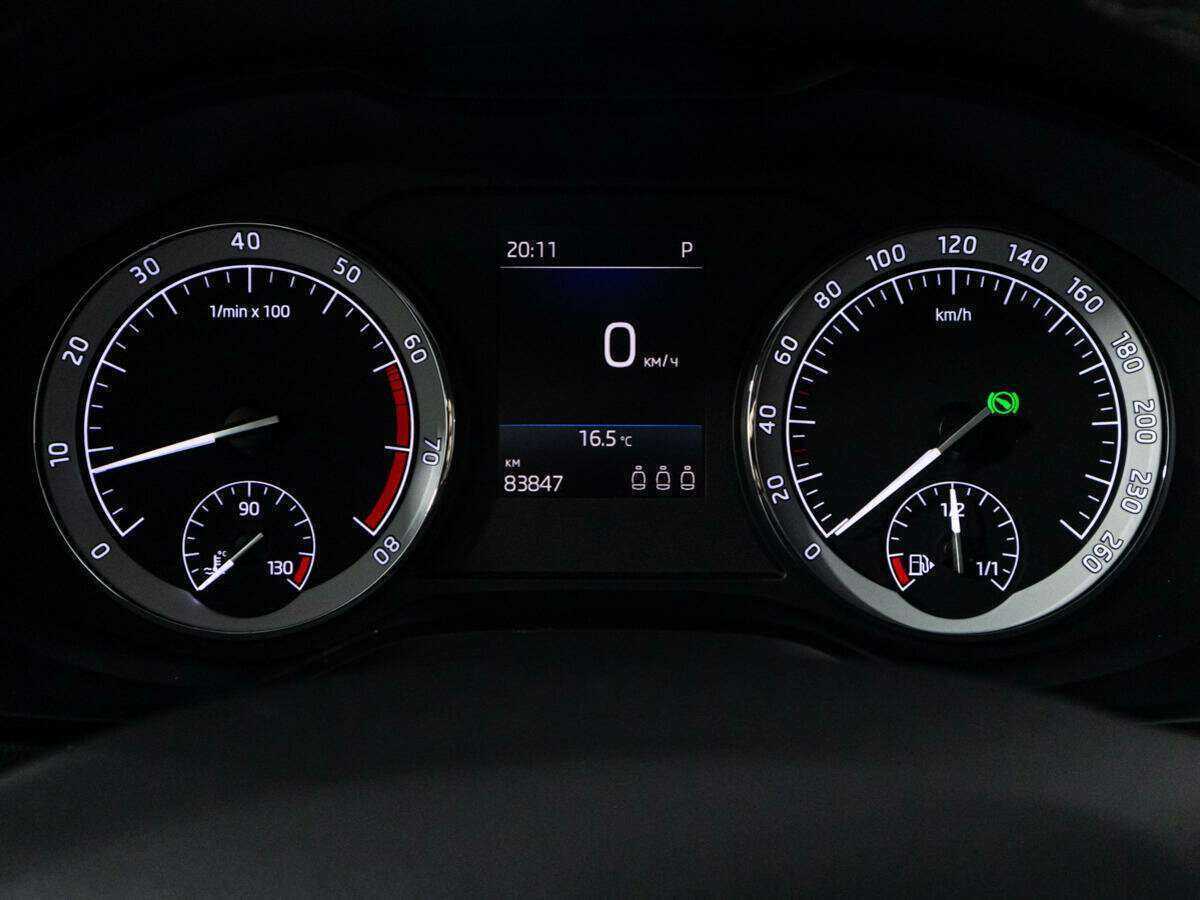 Купить Skoda Karoq, 2020, 83 854 км, фото №11