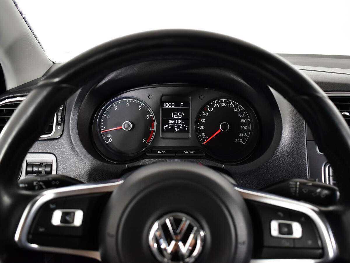 Купить Volkswagen Polo, 2018, 182 118 км, фото №11