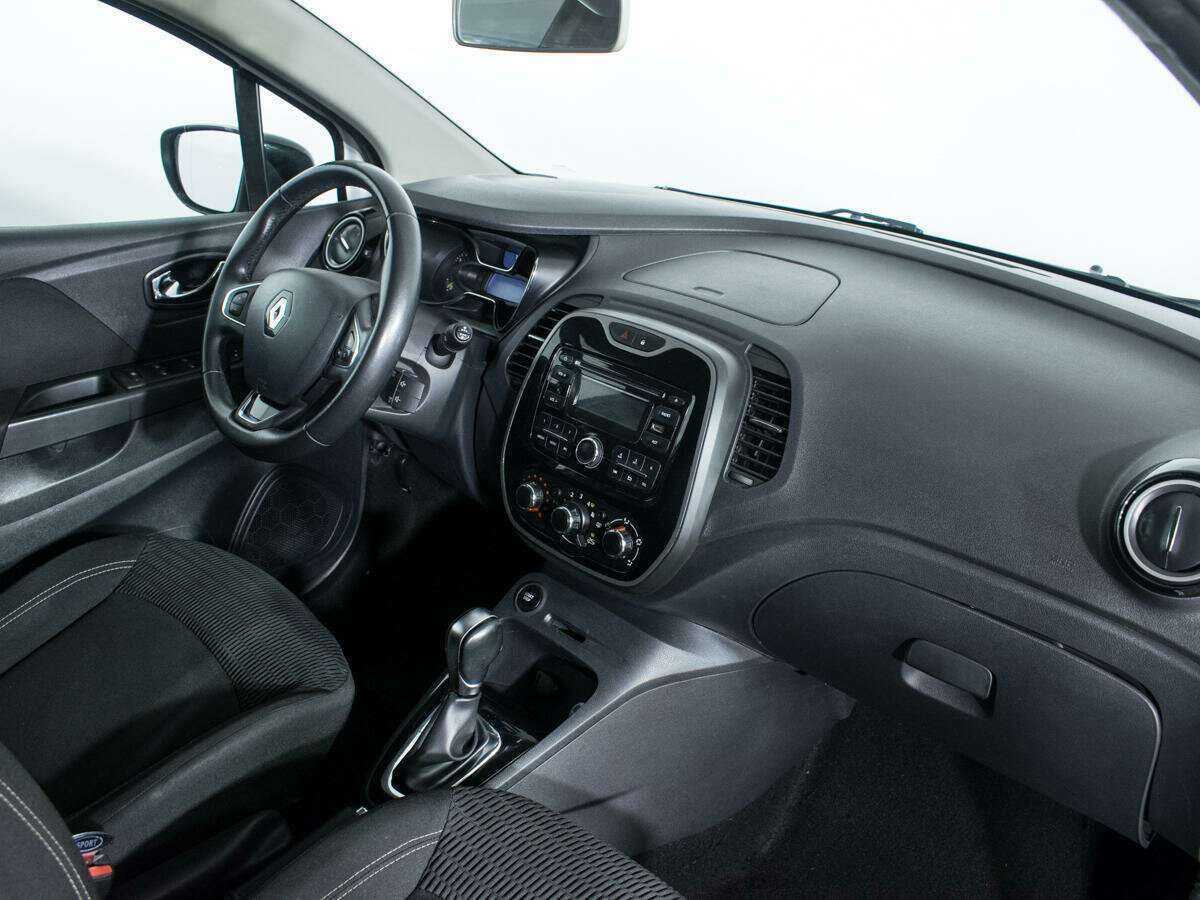 Купить Renault Kaptur, 2016, 70 800 км, фото №9