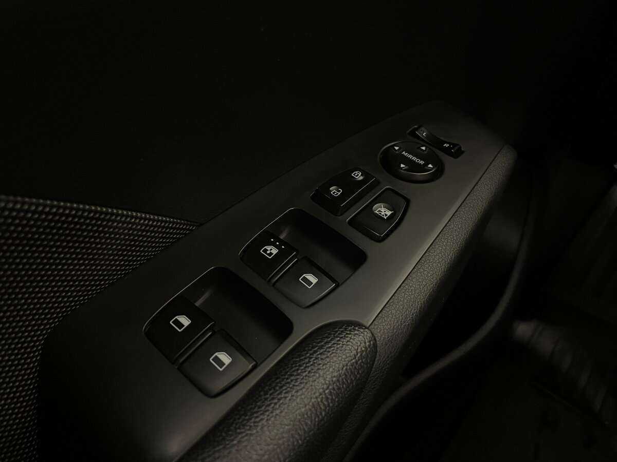 Купить Hyundai Solaris, 2017, 169 000 км, фото №17