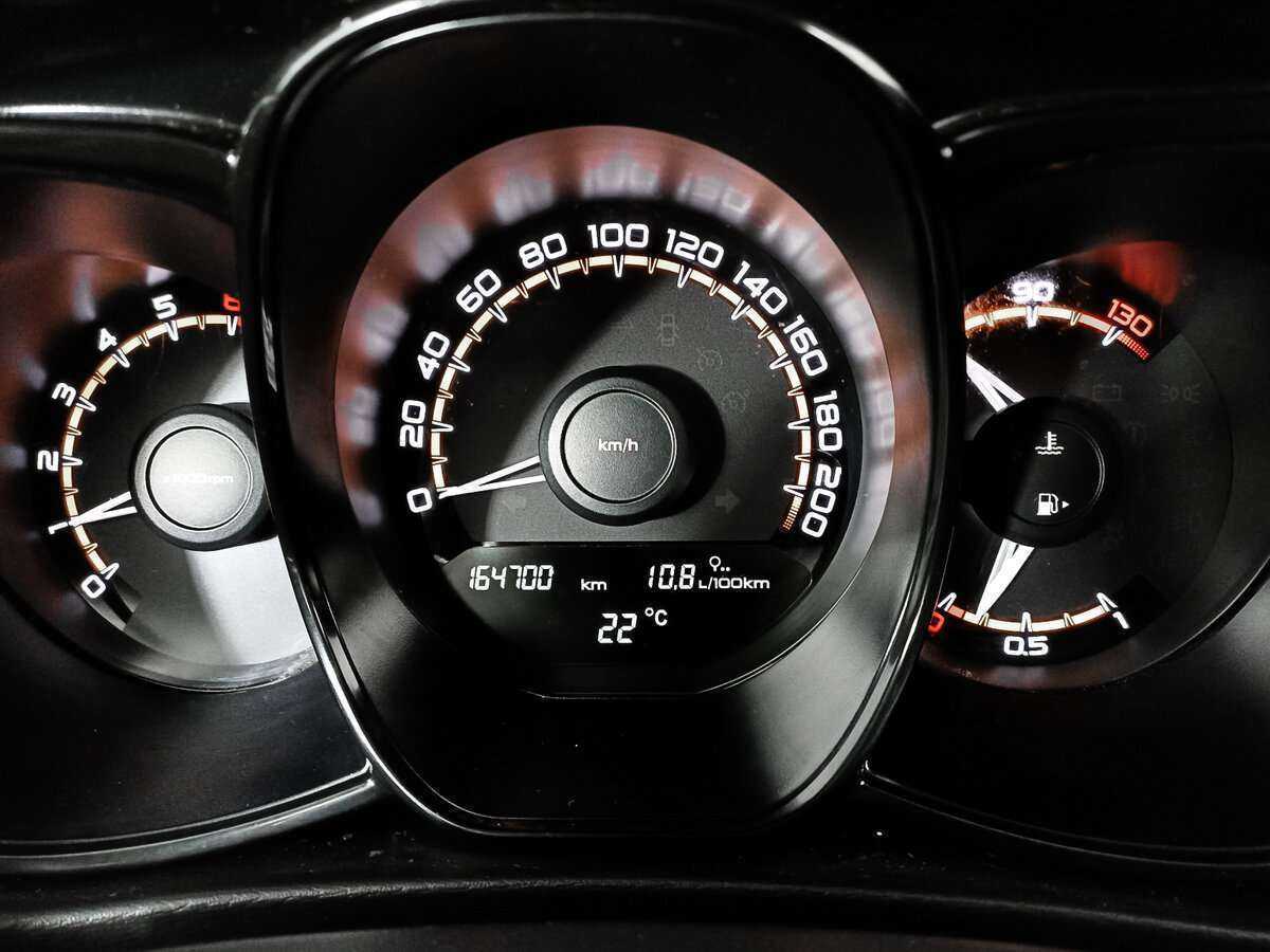 Купить Lada (ВАЗ) Vesta SW, 2019, 164 852 км, фото №11