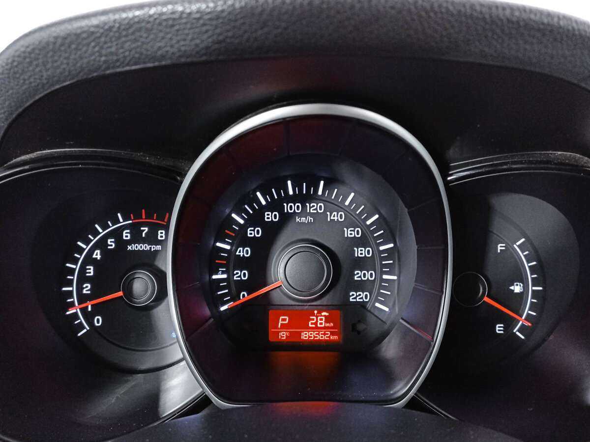 Купить Kia Rio, 2017, 189 002 км, фото №9