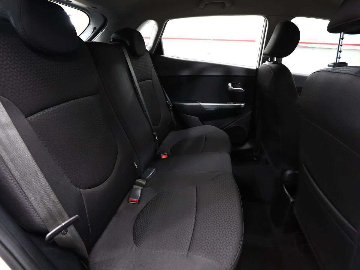 Купить Kia Rio, 2015, 59 140 км, фото №12