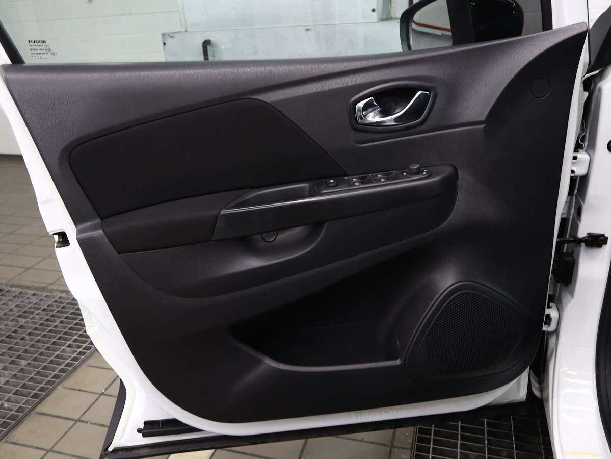 Купить Renault Kaptur, 2017, 148 000 км, фото №4