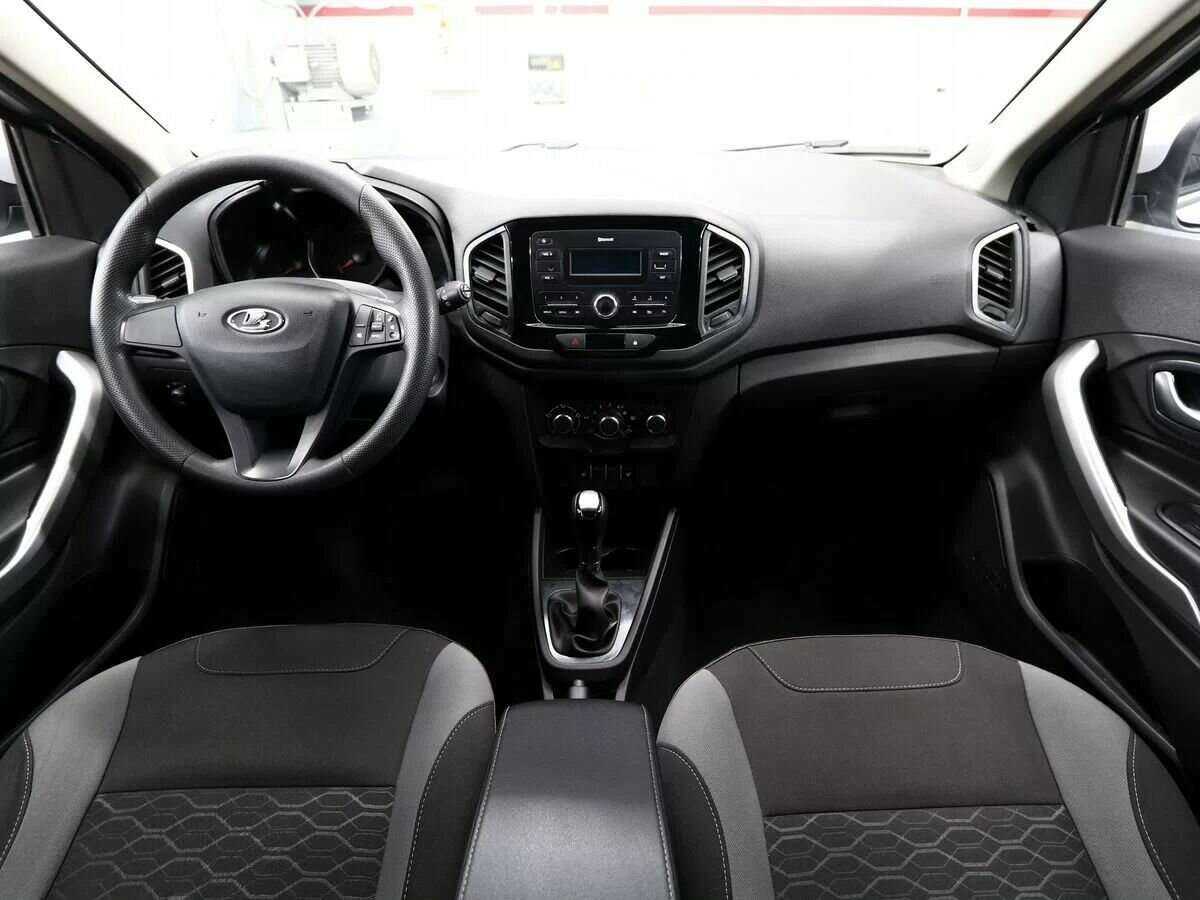 Купить Lada (ВАЗ) XRAY Cross, 2019, 60 000 км, фото №13