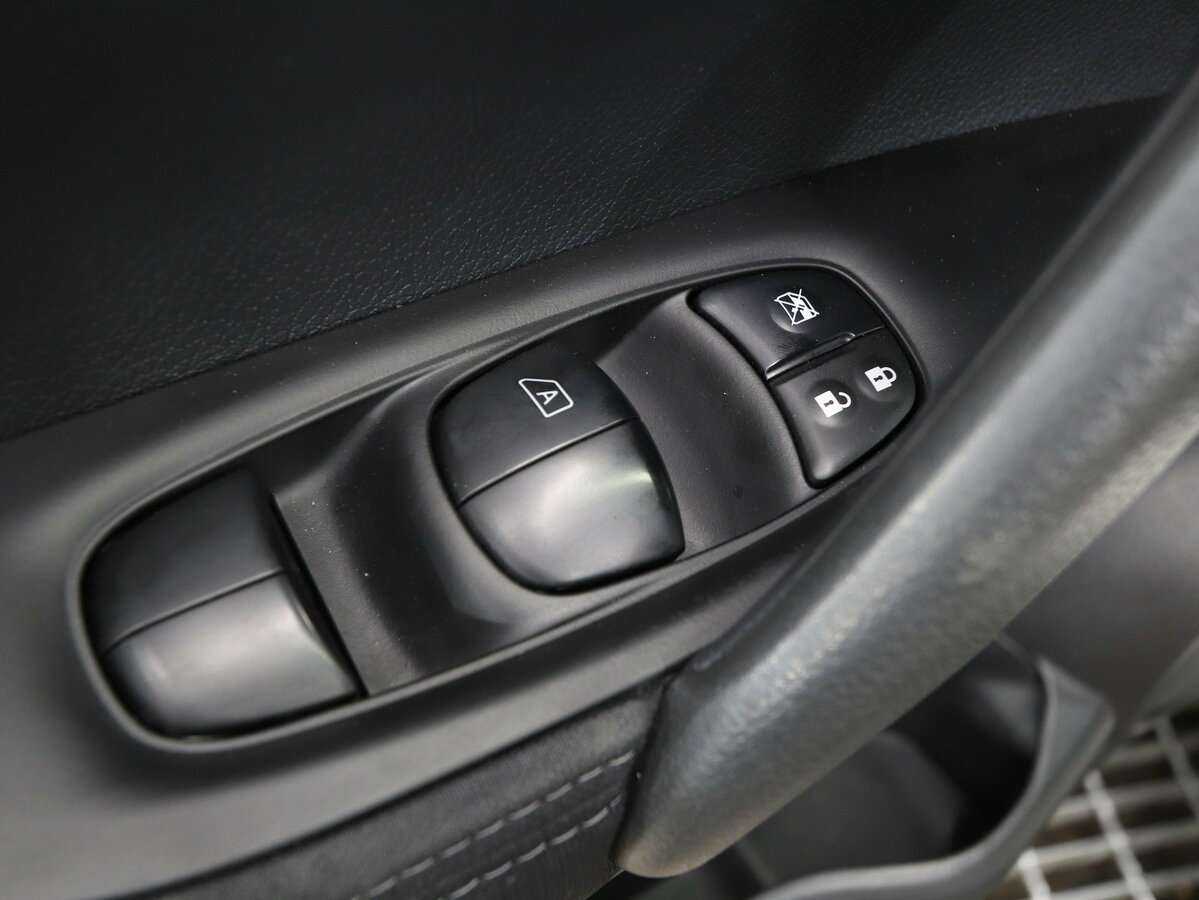 Купить Nissan Qashqai, 2018, 130 000 км, фото №17