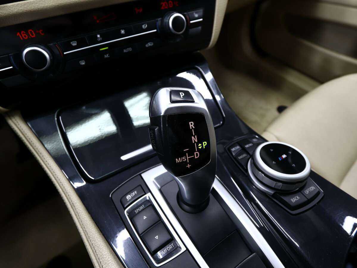 Купить BMW 5 серии 520i, 2012, 170 000 км, фото №21