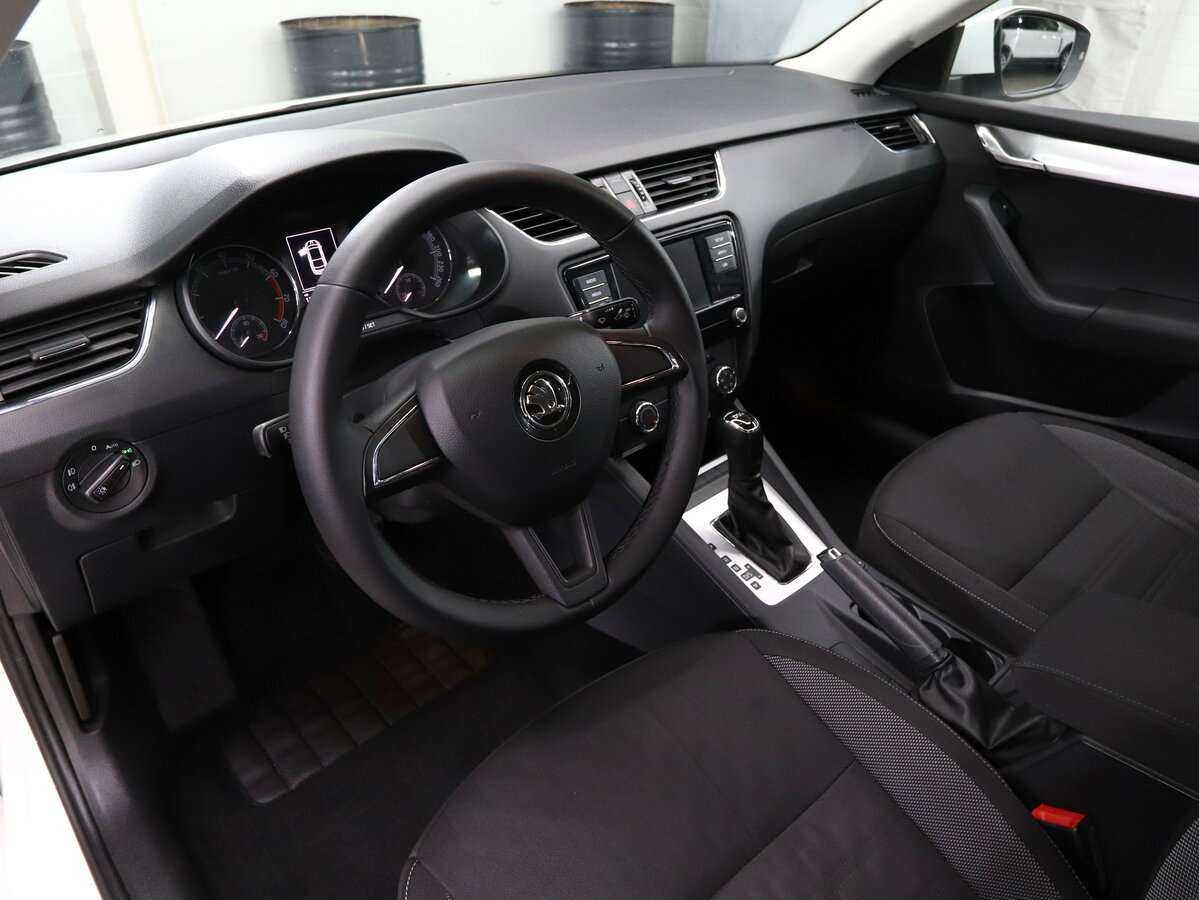 Купить Skoda Octavia, 2018, 130 000 км, фото №8