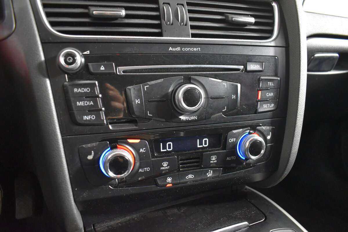 Купить Audi A4, 2012, 176 638 км, фото №15