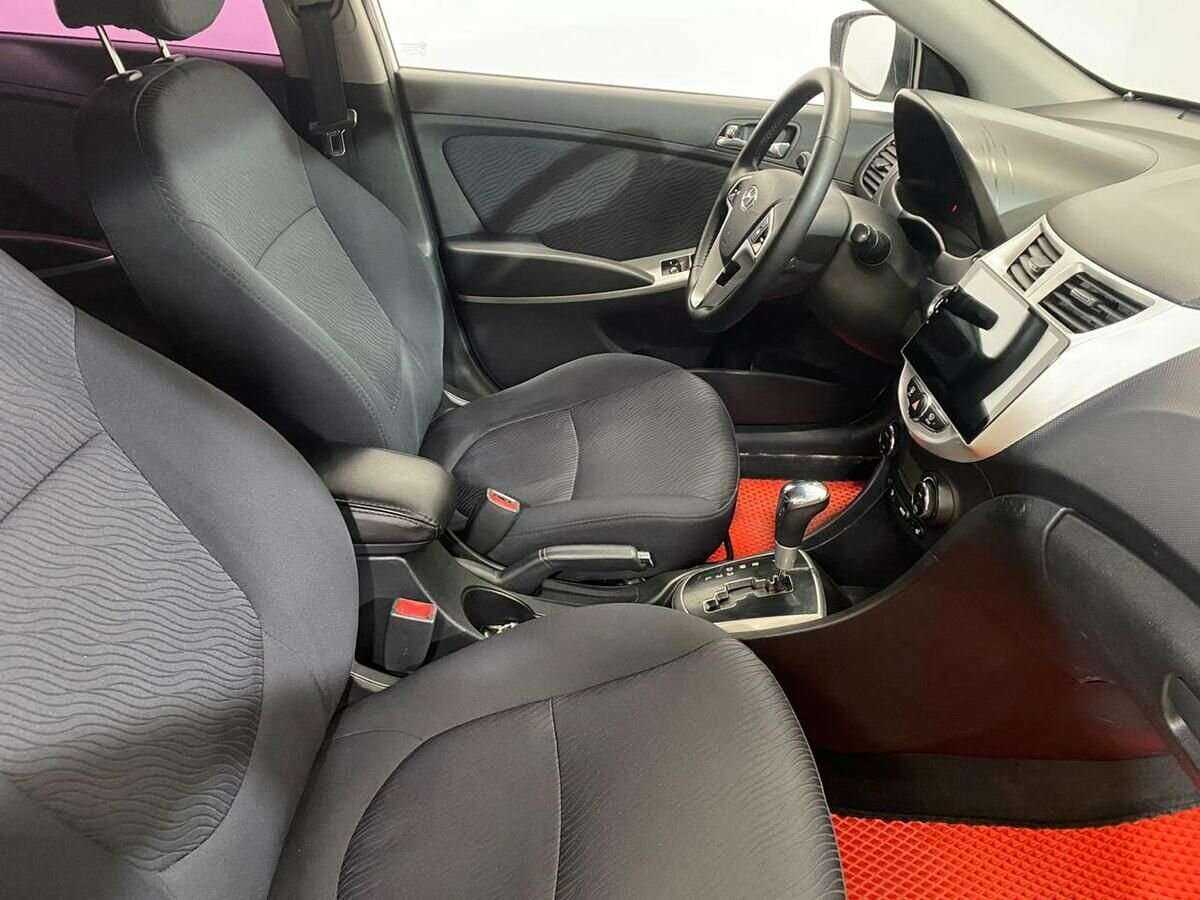 Купить Hyundai Solaris, 2013, 176 504 км, фото №10