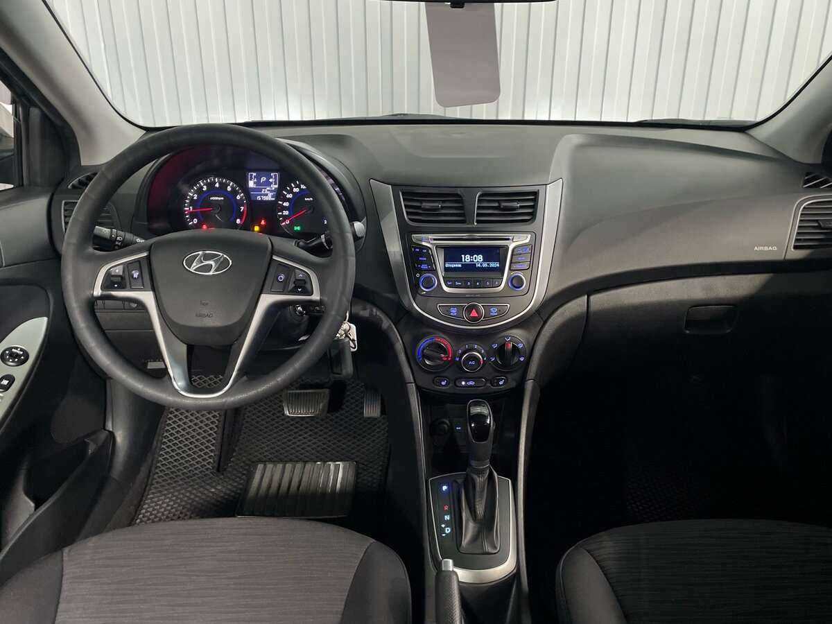 Купить Hyundai Solaris, 2016, 157 979 км, фото №9