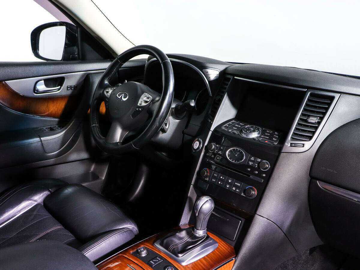 Купить Infiniti FX30d, 2013, 94 321 км, фото №7