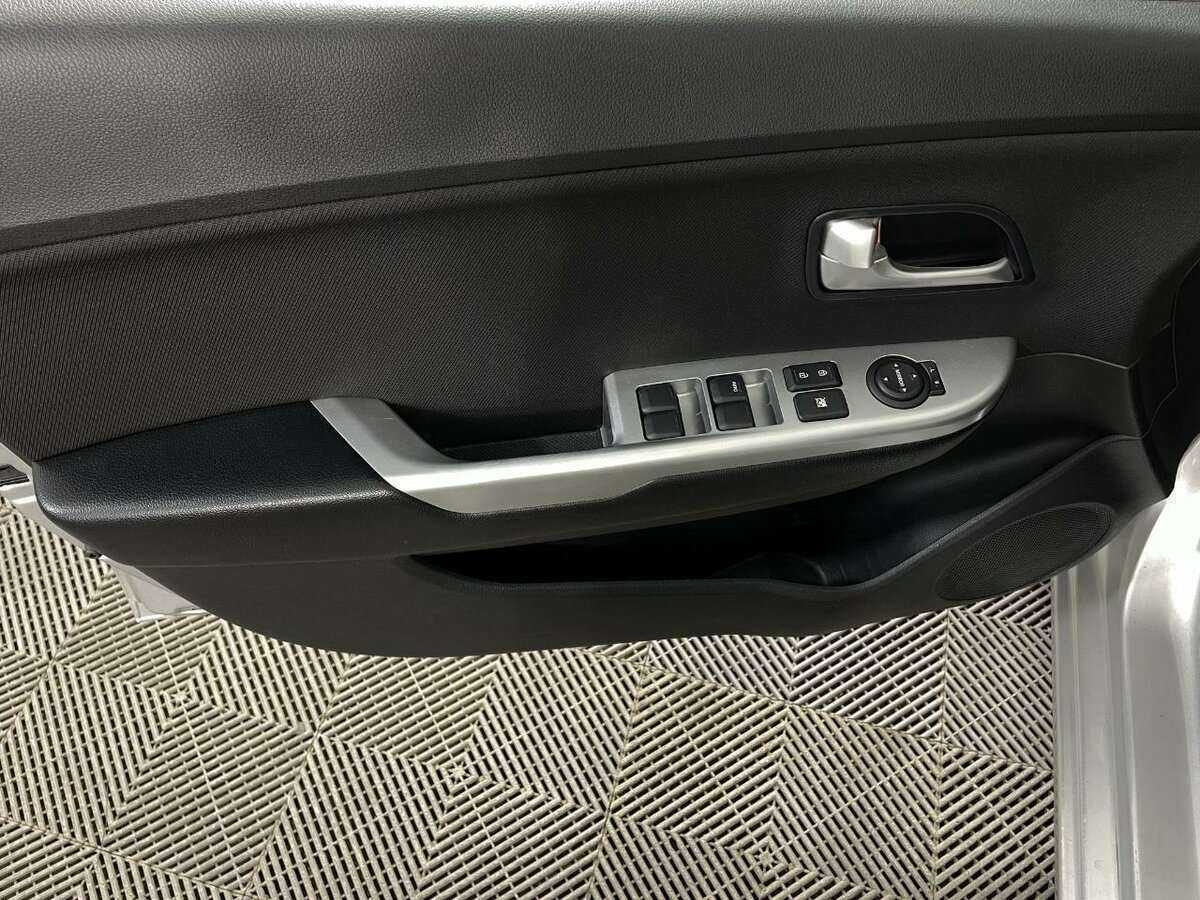 Купить Kia Rio 5-speed, 2013, 148 544 км, фото №8