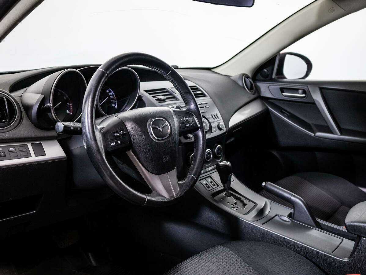 Купить Mazda 3, 2012, 231 590 км, фото №11