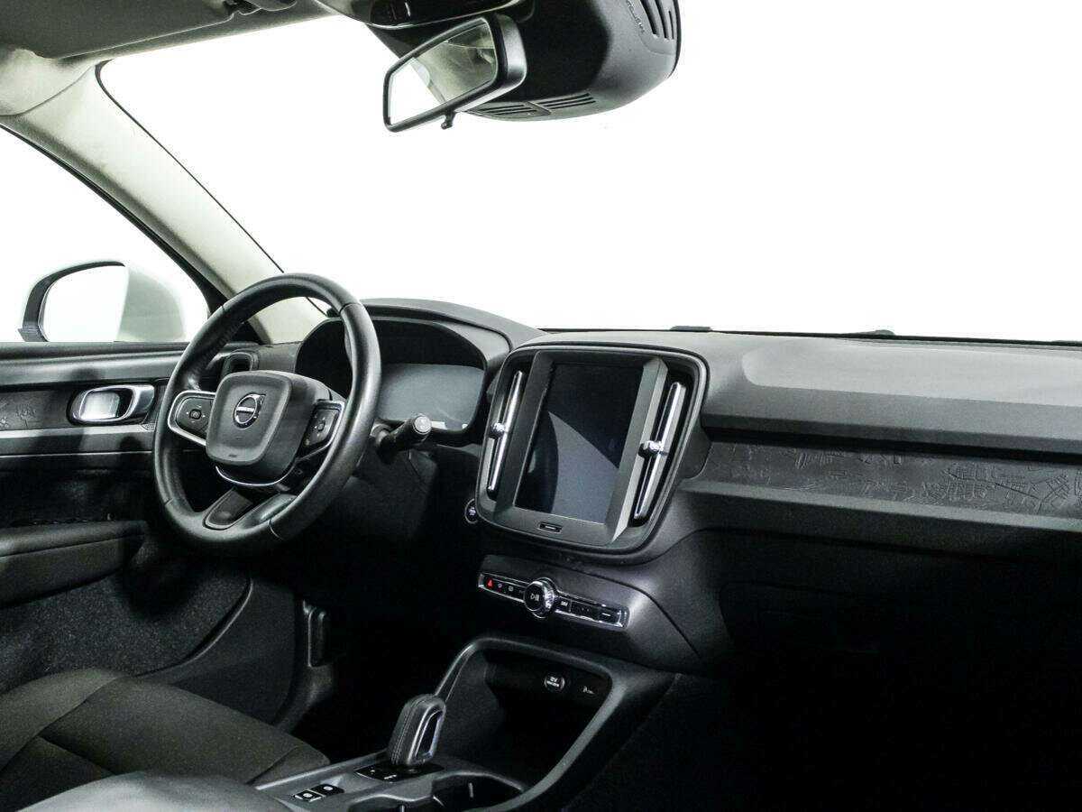 Купить Volvo XC40, 2019, 64 437 км, фото №9