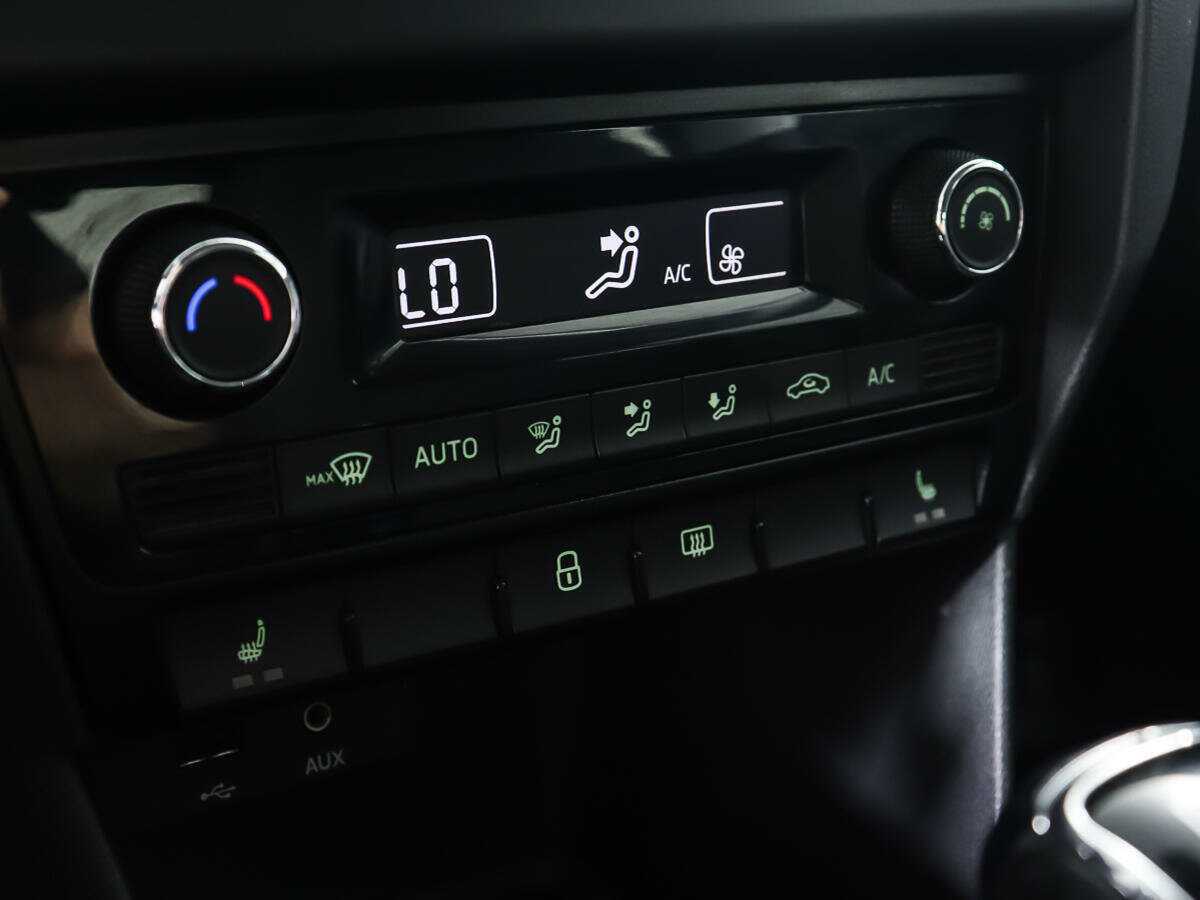 Купить Skoda Rapid, 2017, 167 925 км, фото №17