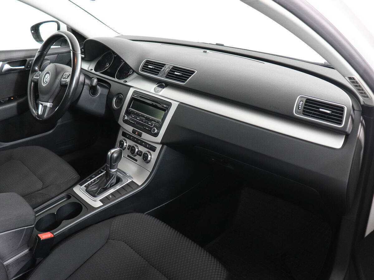 Купить Volkswagen Passat, 2014, 146 095 км, фото №10
