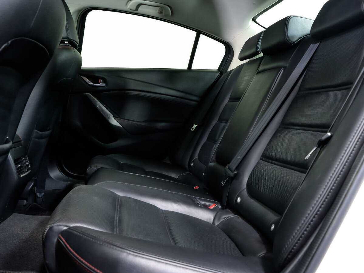 Купить Mazda 6, 2013, 158 000 км, фото №9