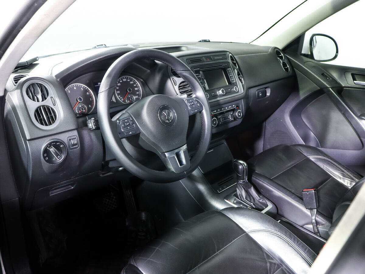 Купить Volkswagen Tiguan, 2012, 232 365 км, фото №12