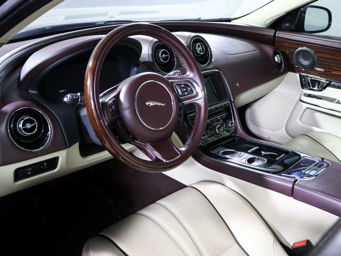 Купить Jaguar XJ Long, 2014, 73 102 км, фото №12