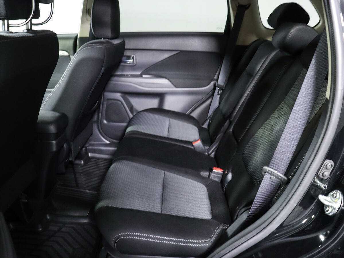 Купить Mitsubishi Outlander, 2018, 32 000 км, фото №8