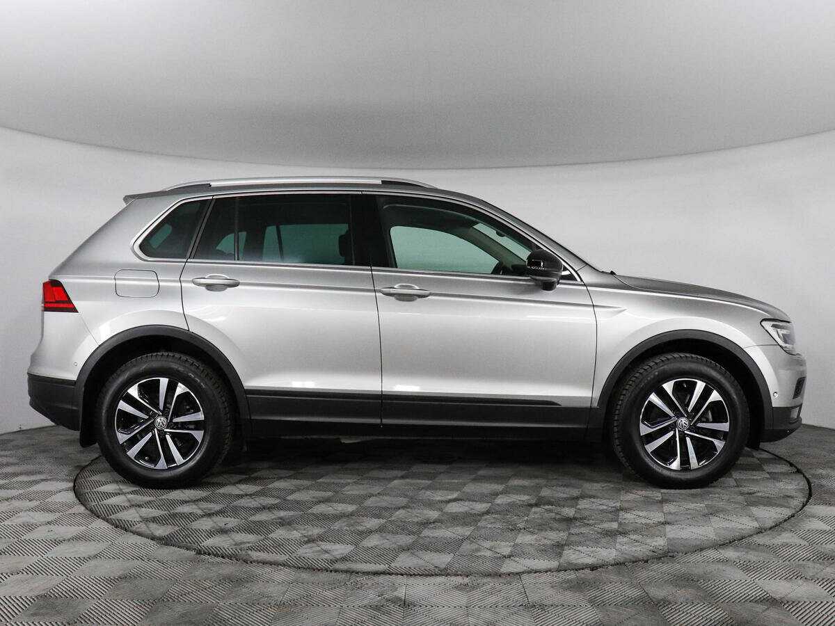 Купить Volkswagen Tiguan L, 2019, 59 712 км, фото №4