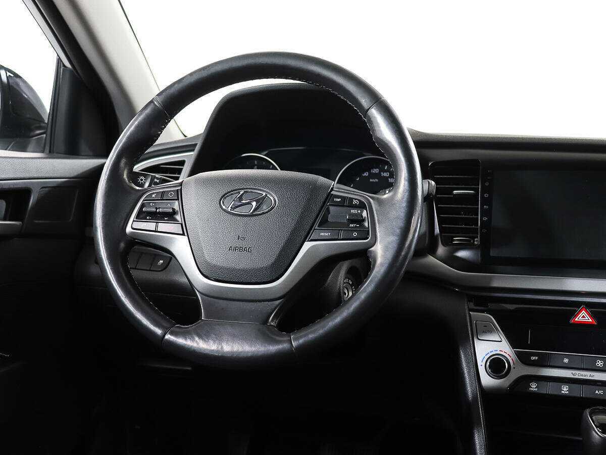 Купить Hyundai Elantra, 2017, 78 889 км, фото №13
