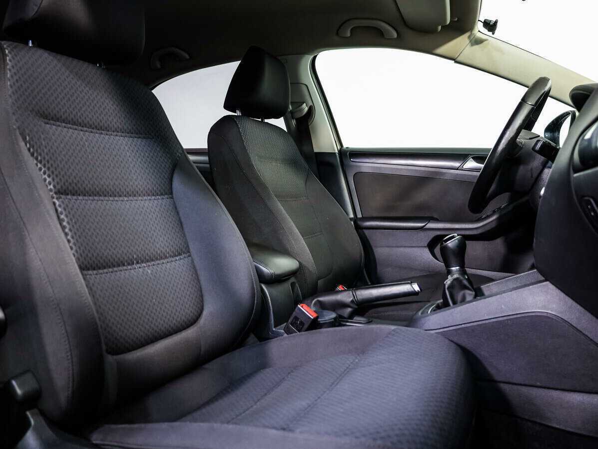 Купить Volkswagen Jetta, 2012, 182 859 км, фото №11