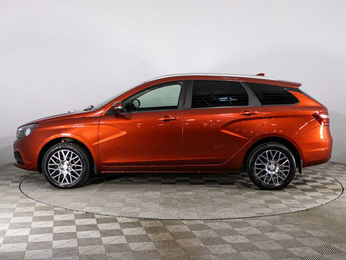 Купить Lada (ВАЗ) Vesta SW, 2018, 116 245 км, фото №8