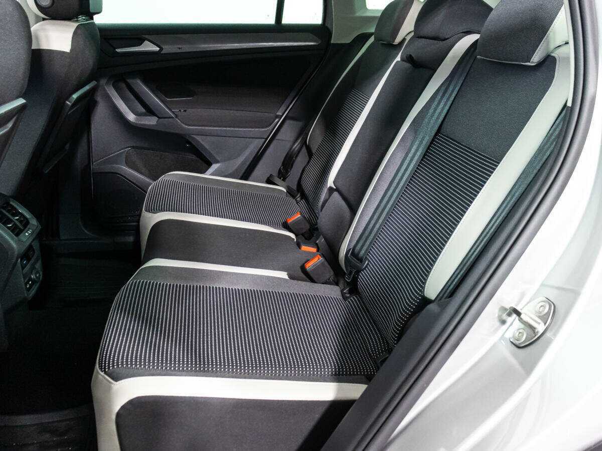 Купить Volkswagen Tiguan, 2019, 82 778 км, фото №10