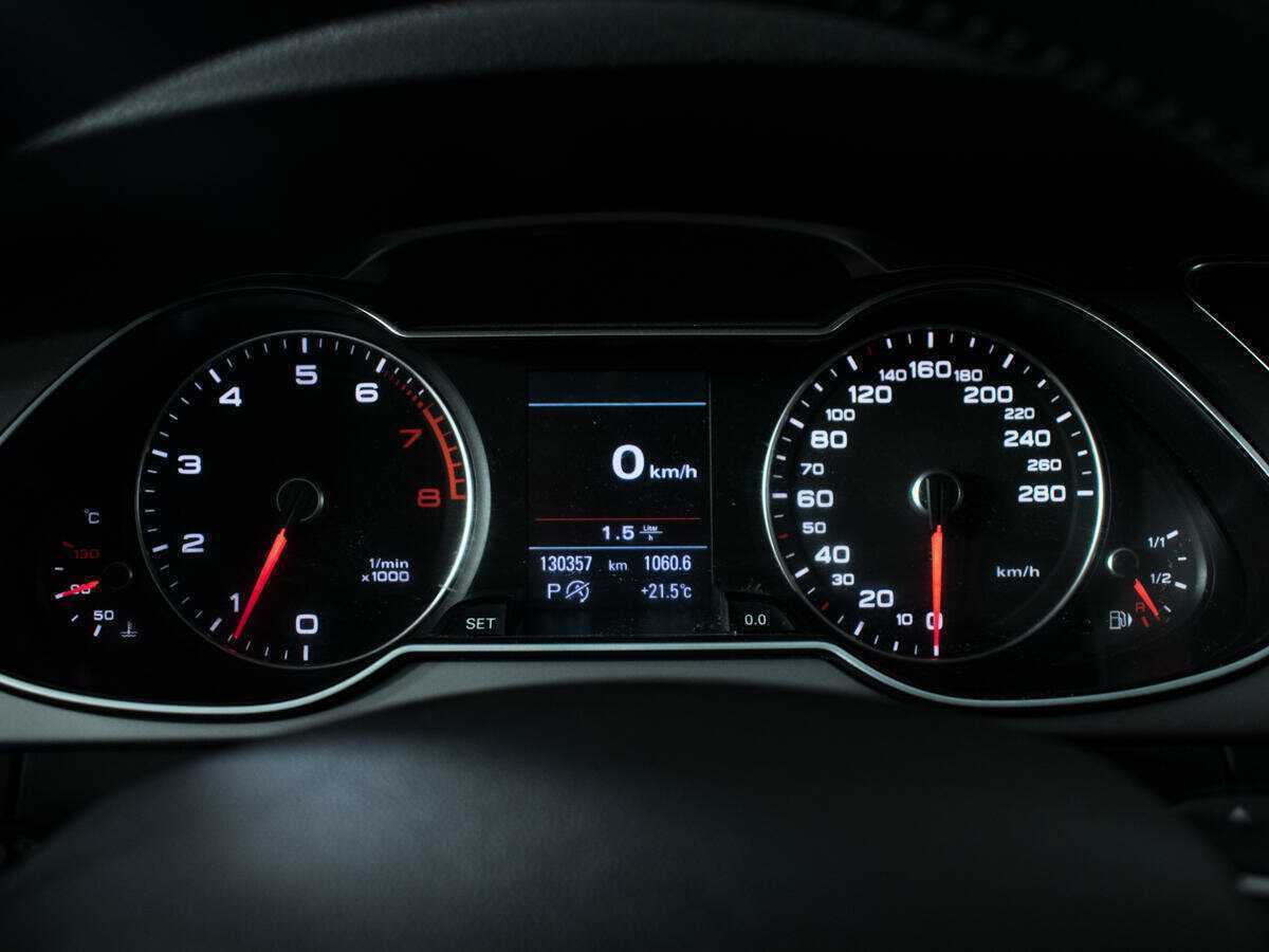 Купить Audi A4, 2013, 130 220 км, фото №11