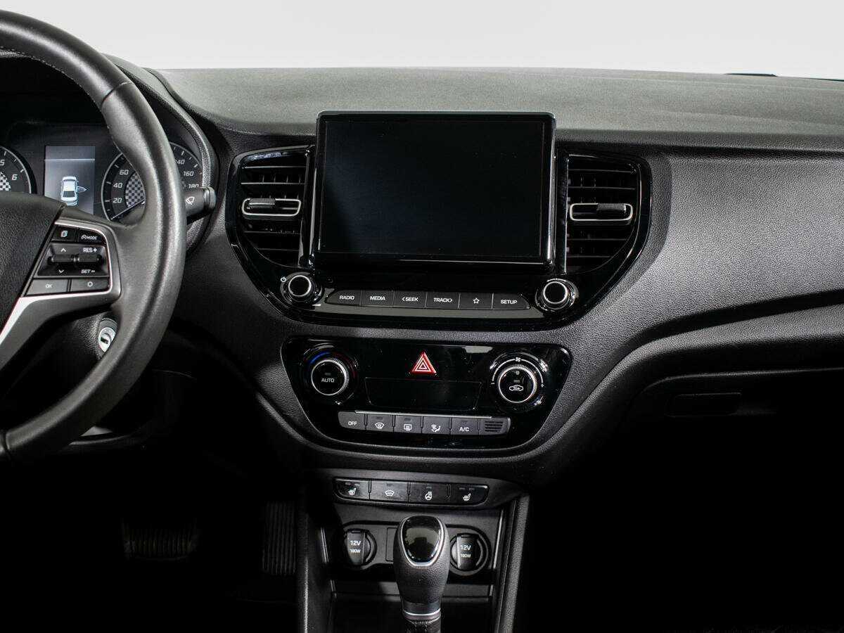 Купить Hyundai Solaris, 2021, 84 572 км, фото №9