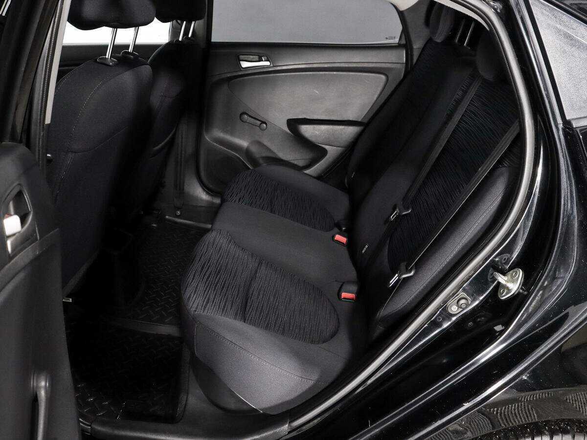 Купить Hyundai Solaris, 2014, 259 937 км, фото №10