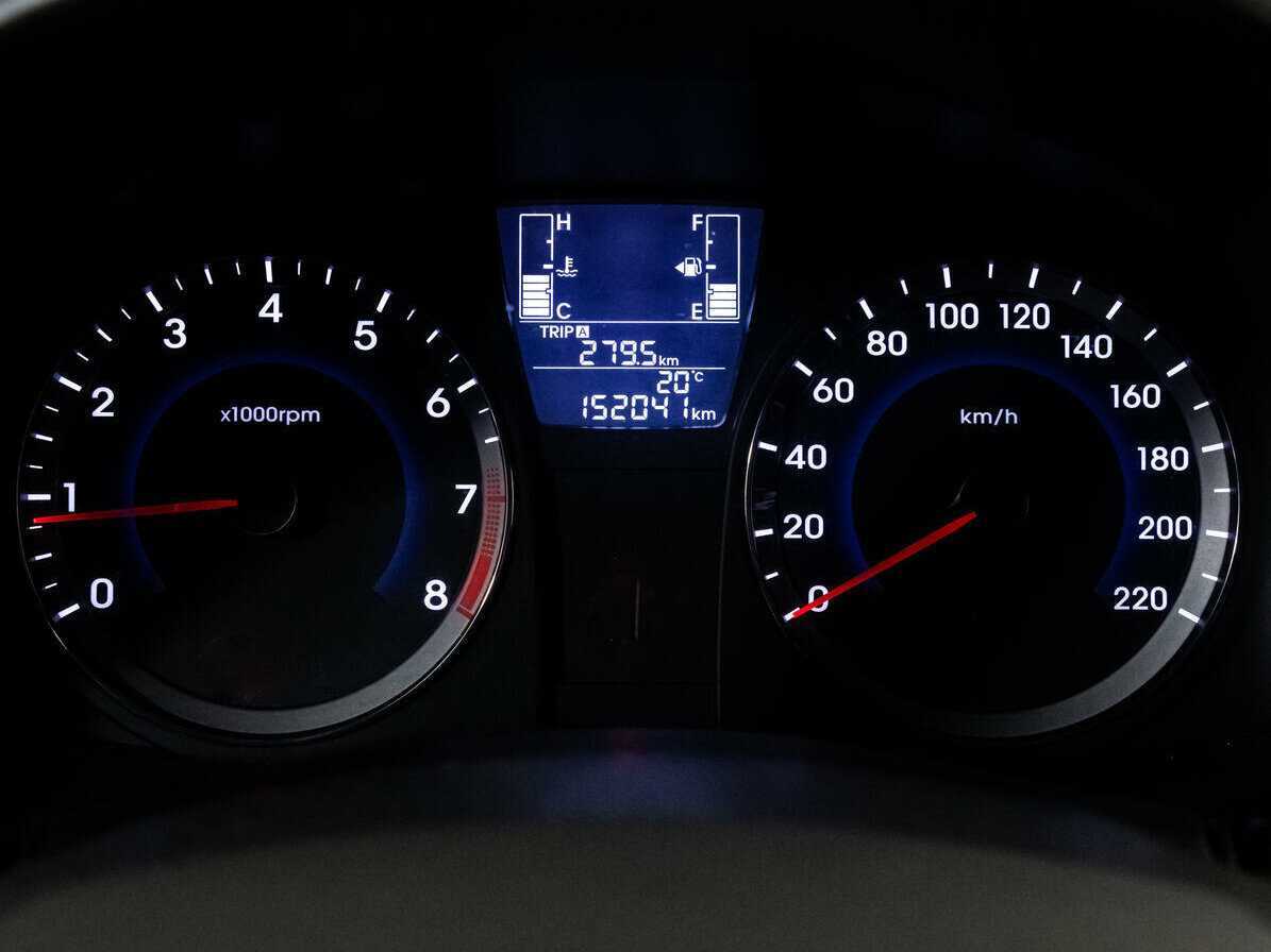 Купить Hyundai Solaris, 2015, 151 966 км, фото №15