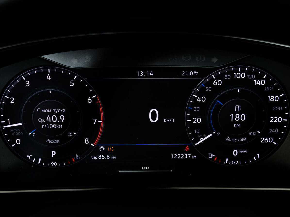 Купить Volkswagen Tiguan, 2017, 122 234 км, фото №24