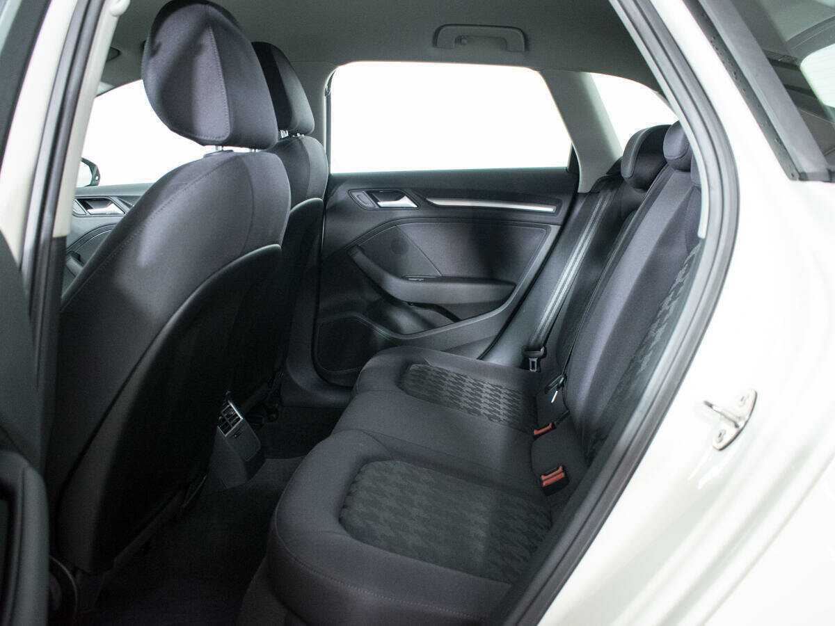 Купить Audi A3 Sportback, 2013, 44 743 км, фото №10