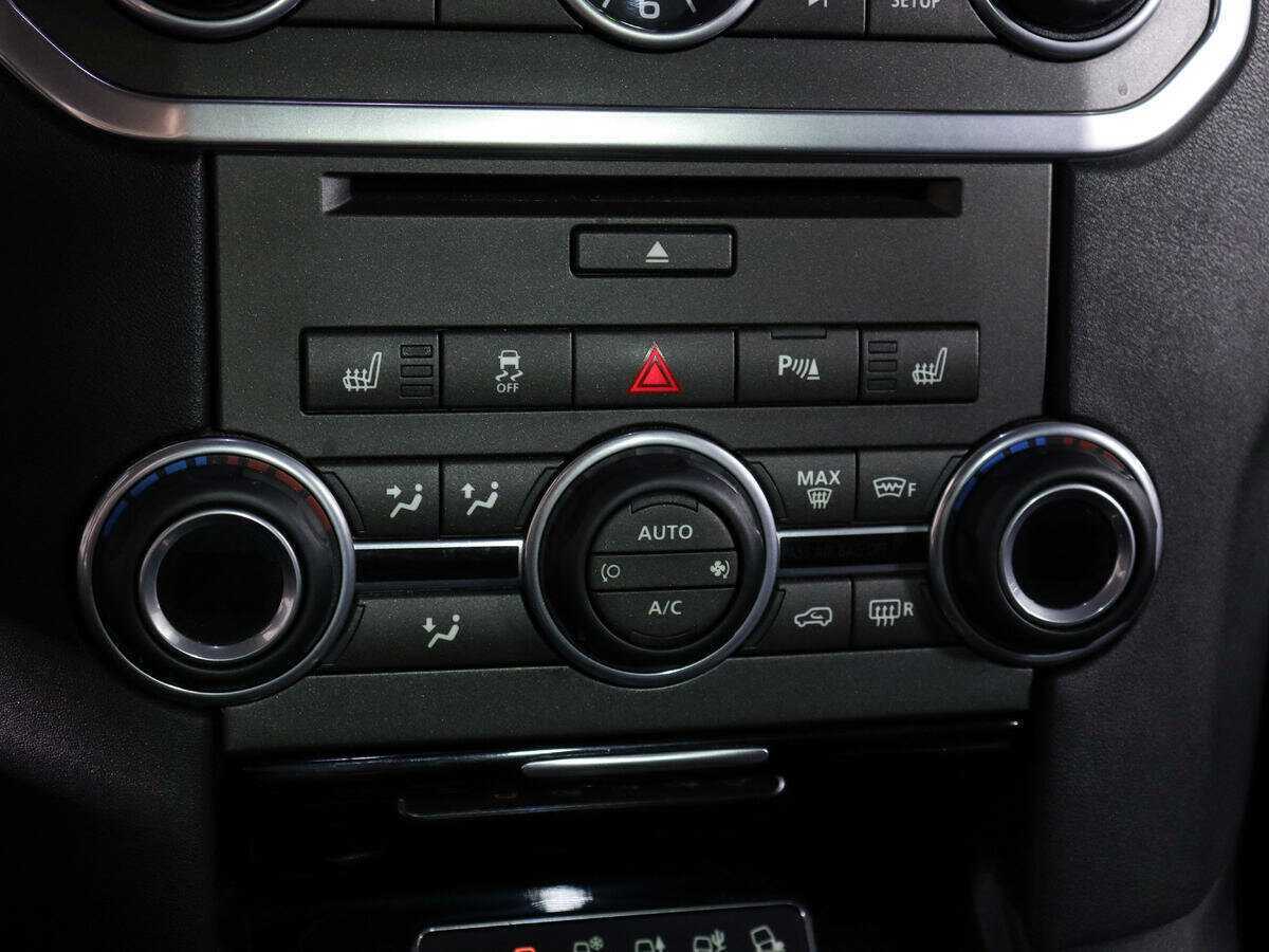 Купить Land Rover Discovery, 2013, 223 729 км, фото №24