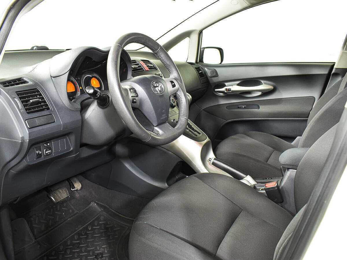 Купить Toyota Auris, 2012, 93 081 км, фото №13