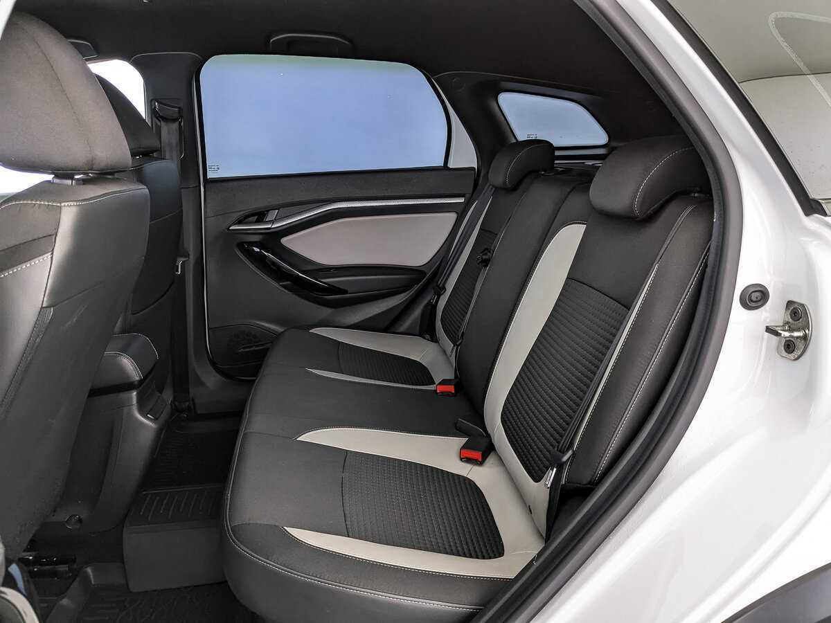 Купить Lada (ВАЗ) Vesta SW Cross, 2021, 68 000 км, фото №10