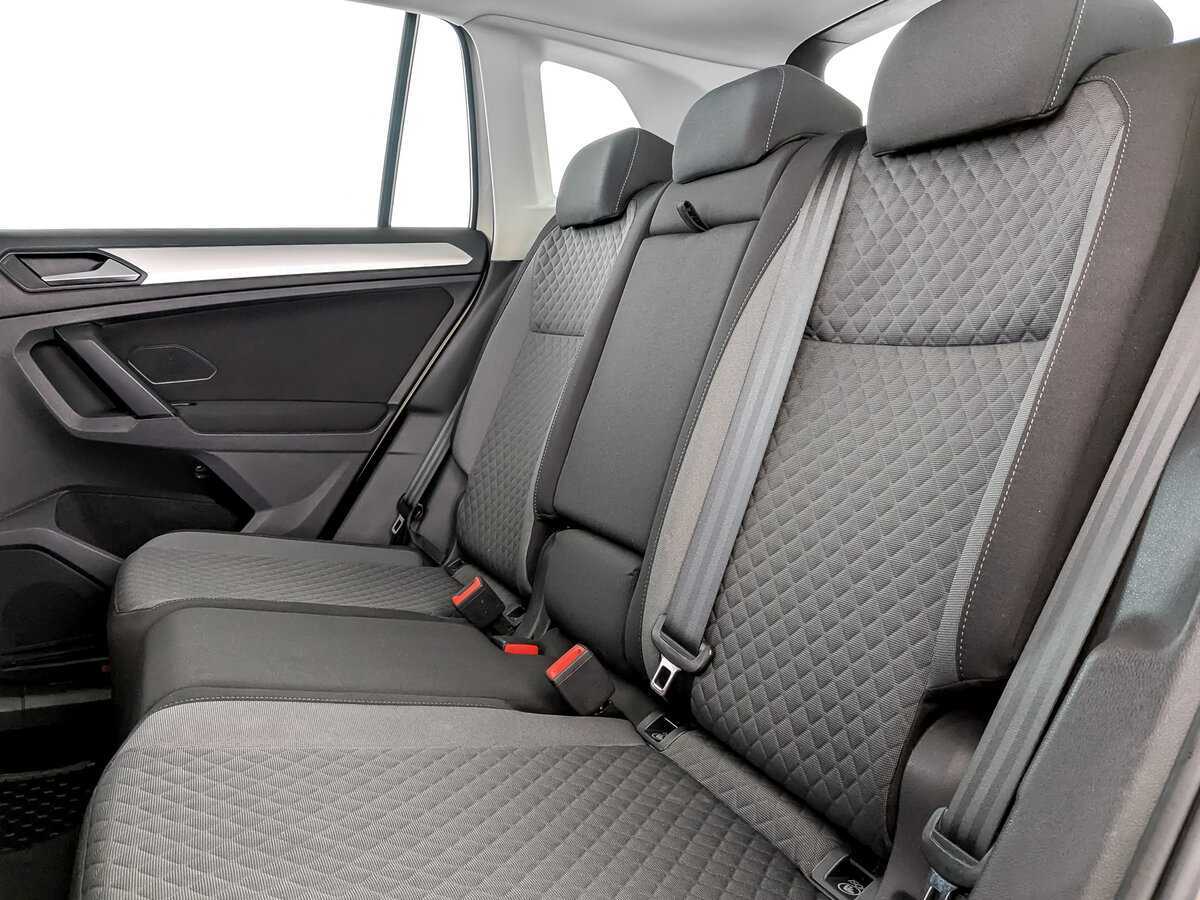 Купить Volkswagen Tiguan, 2019, 107 296 км, фото №10