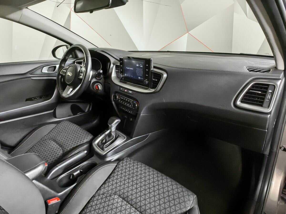 Купить Kia Ceed, 2020, 108 247 км, фото №9